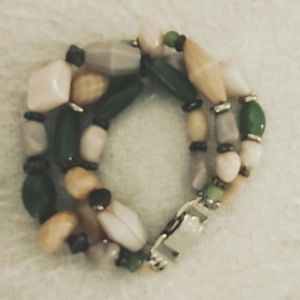 Beaded bracelet